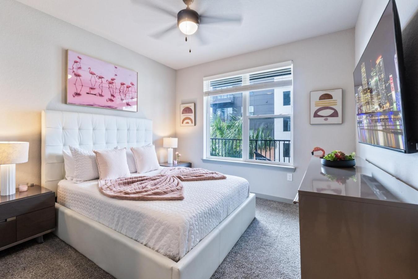 Tropicana Field 2 Bed In Dwtwn With Free Parking Apartman St. Petersburg Kültér fotó
