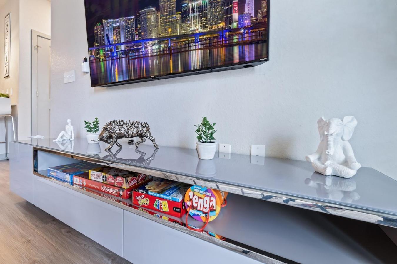 Tropicana Field 2 Bed In Dwtwn With Free Parking Apartman St. Petersburg Kültér fotó