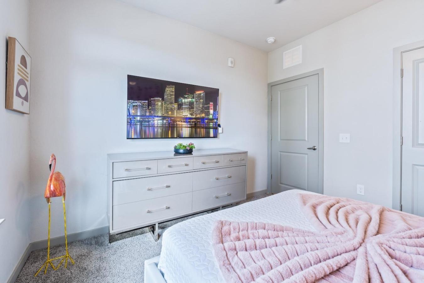 Tropicana Field 2 Bed In Dwtwn With Free Parking Apartman St. Petersburg Kültér fotó